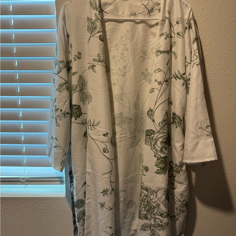 Floral Kimono Robe
